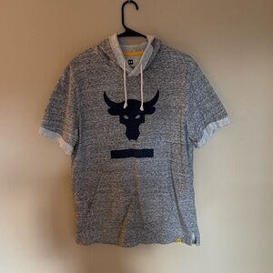 Under Armor Sweatshirt Tee